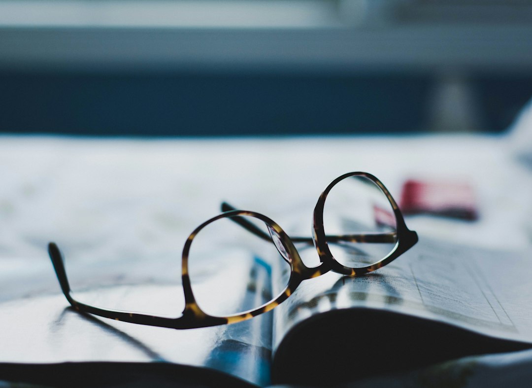 Age-Related Vision Decline: Why Your Eyes Change After 40 and What Science Says